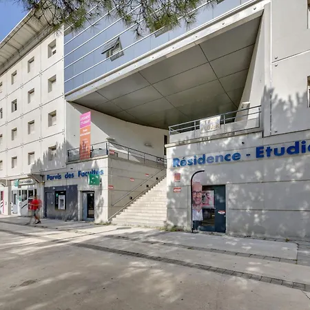 Apartment T2 Port Marianne *